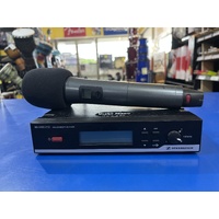 SECOND HAND SENNHEISER XS WIRELESS  MICROPHONE SYSTEM