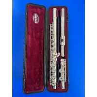 SECOND HAND STUDENT FLUTE - YAMAHA MADE IN JAPAN